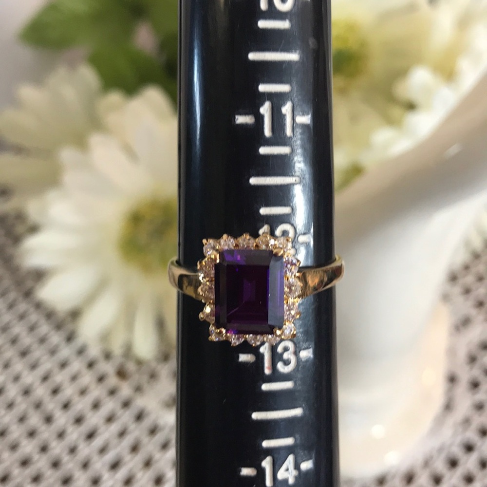 Gold Amethyst Statement Ring - Picture 5 of 5